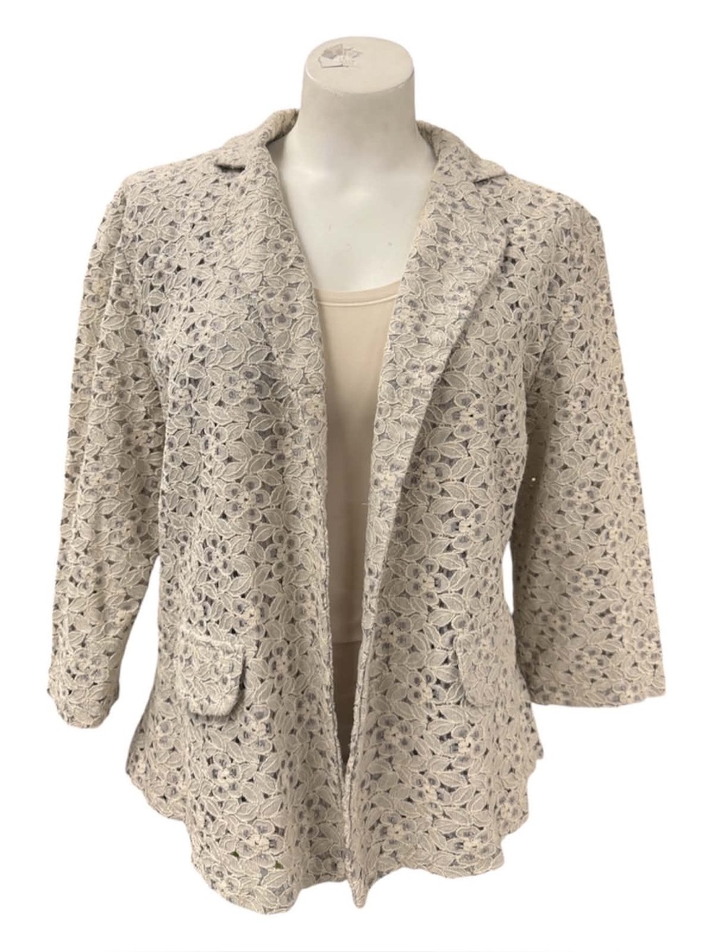 San San Lace Crochet Open Front Jacket - Cream Size L
